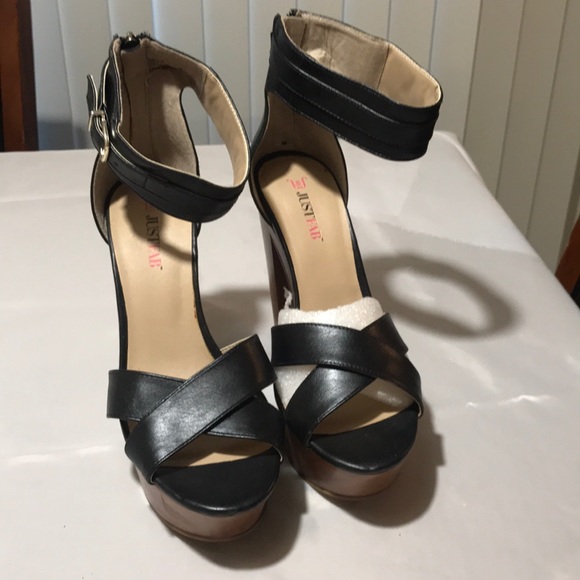 JustFab Shoes - Justfab Platform Heels☀️